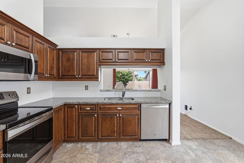 1562 E Gleneagle Dr, Chandler, AZ 85249