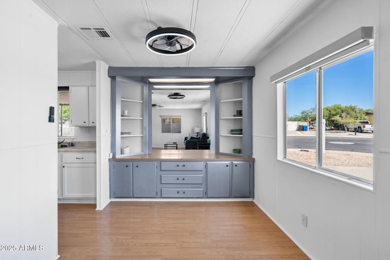 15620 15th Dr, Phoenix, AZ 85023