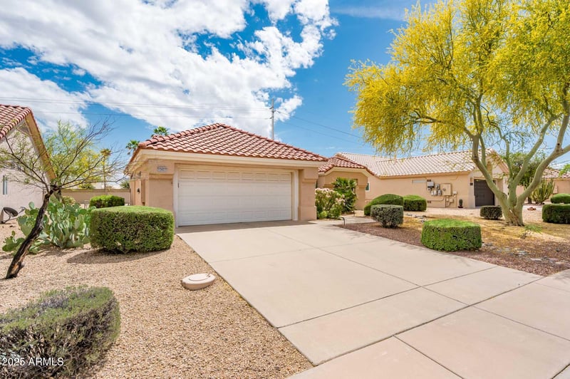 15621 Sky Hawk Dr, Sun City West, AZ 85375