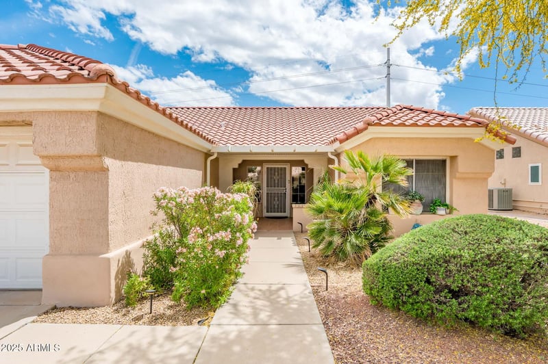 15621 Sky Hawk Dr, Sun City West, AZ 85375
