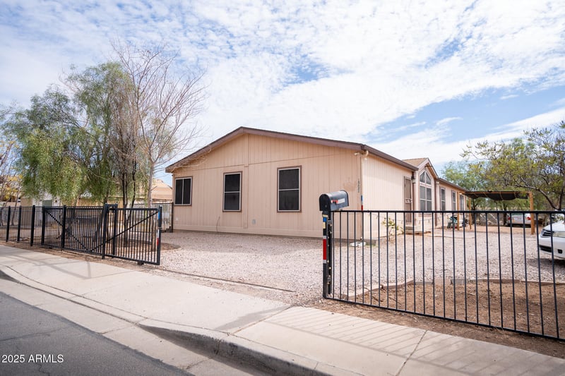15621 Verde St, Surprise, AZ 85378