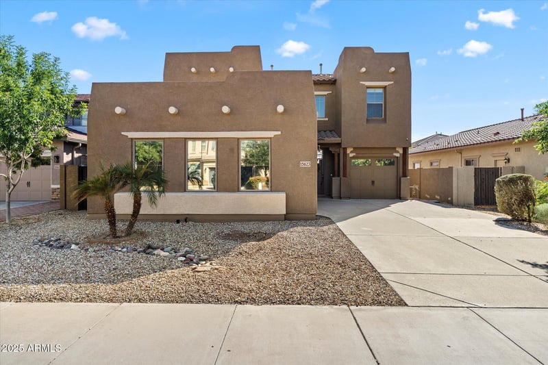 15623 Mackenzie Dr, Goodyear, AZ 85395