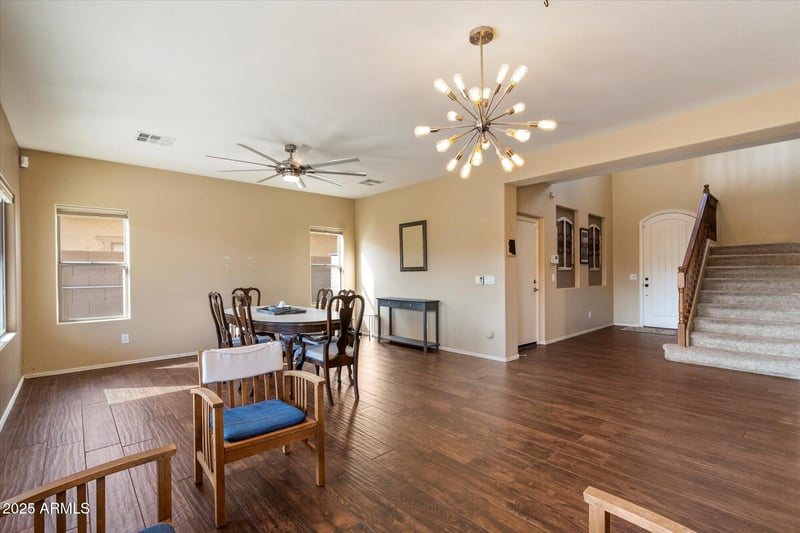 15623 Mackenzie Dr, Goodyear, AZ 85395