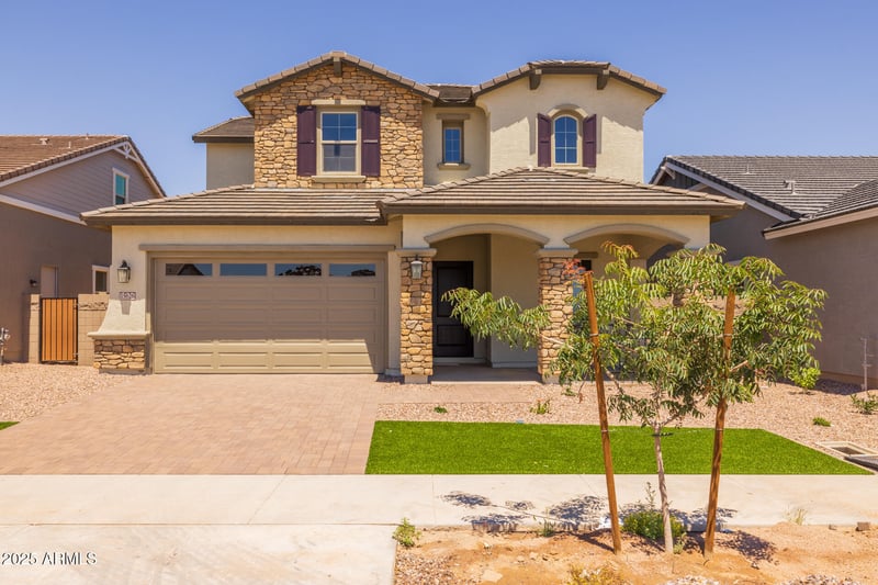 15626 Georgia Dr, Surprise, AZ 85379
