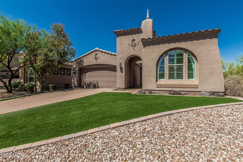 15628 11th Ln, Phoenix, AZ 85045