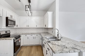 1563 Longspur Ln, Gilbert, AZ 85296