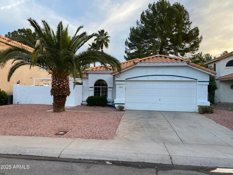 1563 Pennington Dr, Chandler, AZ 85286