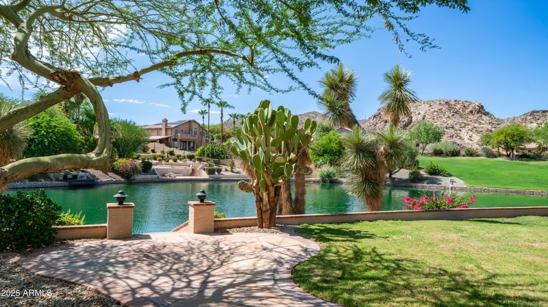 15632 17th St, Phoenix, AZ 85048