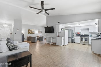 15633 N 63rd St, Scottsdale, AZ 85254