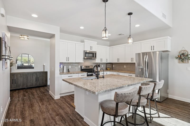 15635 Pinnacle Peak Rd, Surprise, AZ 85387