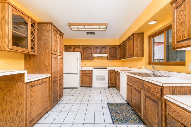 15638 N 41st Pl, Phoenix, AZ 85032