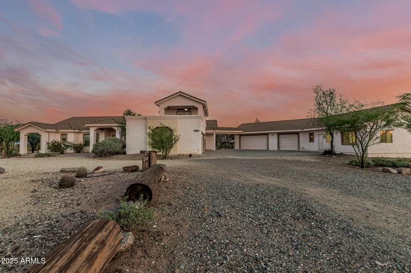 15639 Peakview Dr, Surprise, AZ 85387