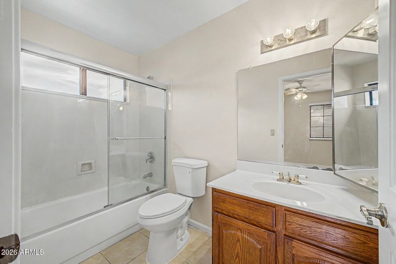 15643 N 50th St, Scottsdale, AZ 85254