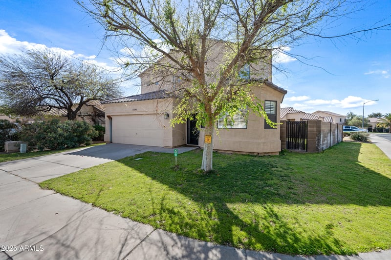 15646 20th Ave, Phoenix, AZ 85023
