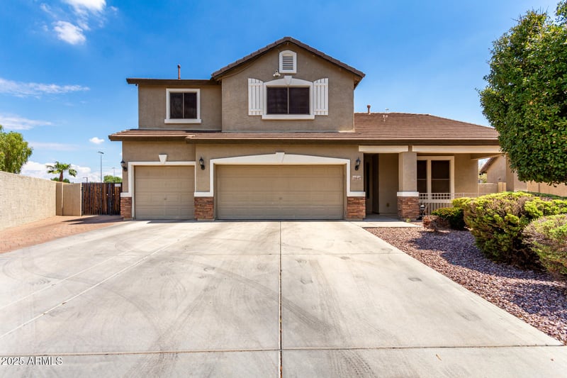 15647 179th Dr, Surprise, AZ 85388
