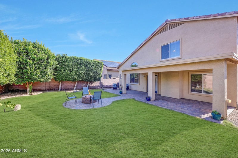 15648 Ventura St, Surprise, AZ 85379