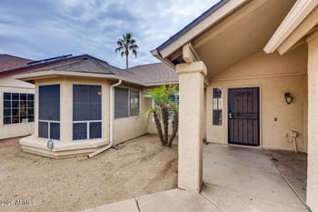 15652 38th Pl, Phoenix, AZ 85032