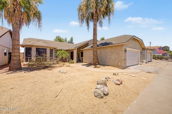 15652 38th Pl, Phoenix, AZ 85032