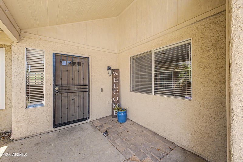 15652 38th Pl, Phoenix, AZ 85032