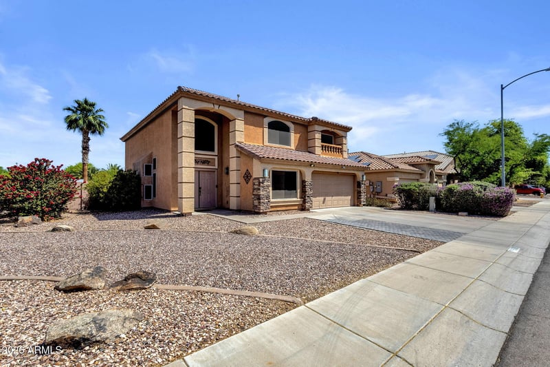 15652 Calavar Rd, Surprise, AZ 85379