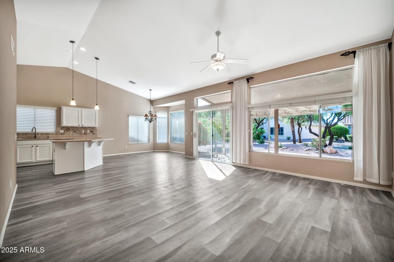 15653 Monterey Way, Goodyear, AZ 85395