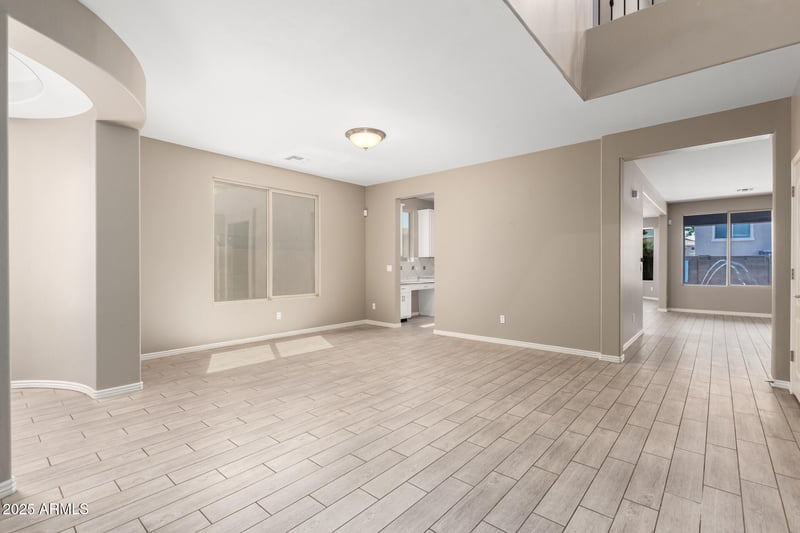15655 Sierra St, Surprise, AZ 85379