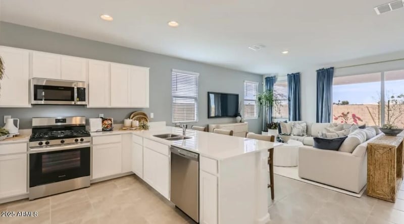 15657 Williams St, Goodyear, AZ 85338