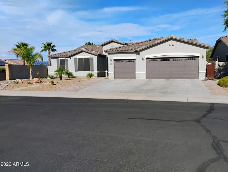 15659 N 184th Ln, Surprise, AZ 85388