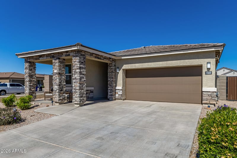 15660 Desert Hollow Dr, Surprise, AZ 85387