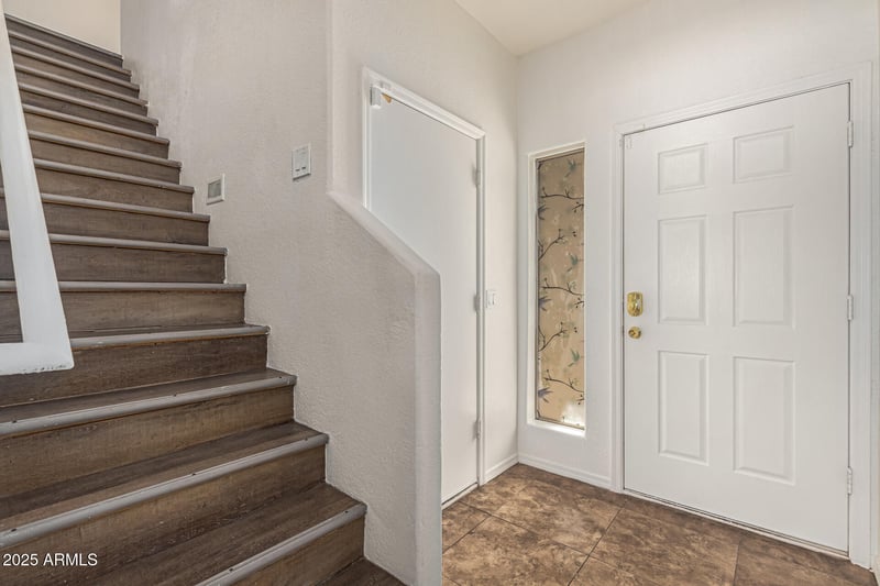 15661 29th St, Phoenix, AZ 85032