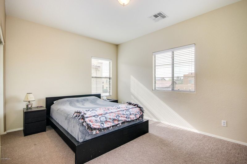 15661 W Devonshire Ave, Goodyear, AZ 85395