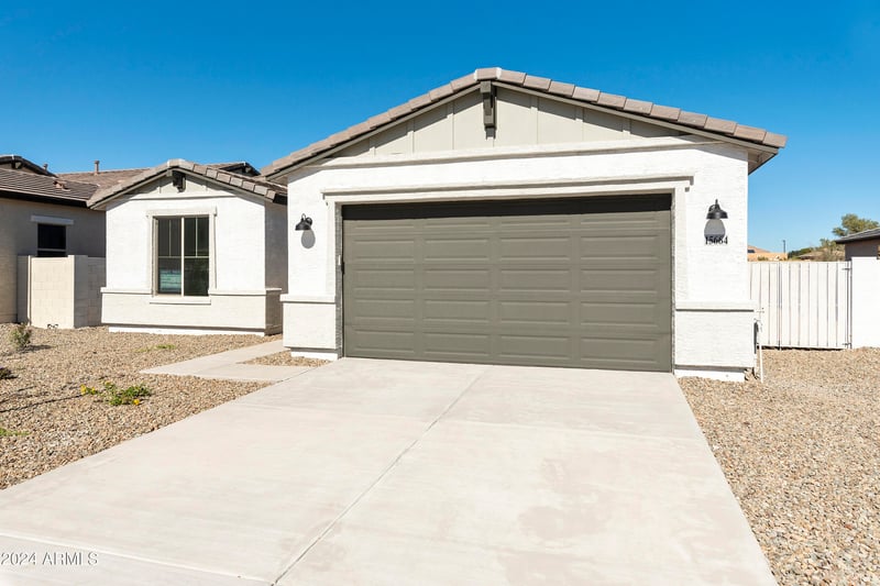 15664 W Mercer Ln, Surprise, AZ 85379