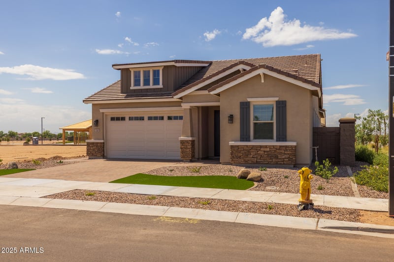 15669 Georgia Dr, Surprise, AZ 85379