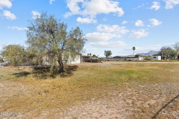 1567 Lawson Dr, Apache Junction, AZ 85120