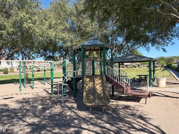 1567 S Danielson Way, Chandler, AZ 85286