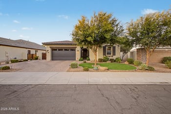 15680 W Desert Flower Dr, Goodyear, AZ 85395