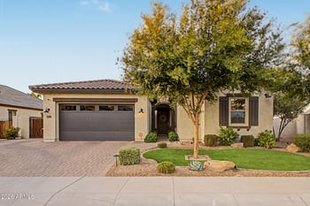 15680 W Desert Flower Dr, Goodyear, AZ 85395