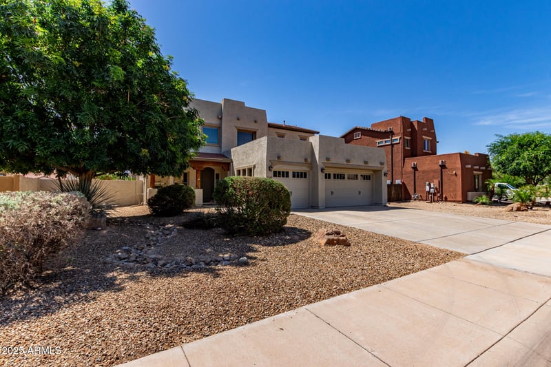 15683 Minnezona Ave, Goodyear, AZ 85395