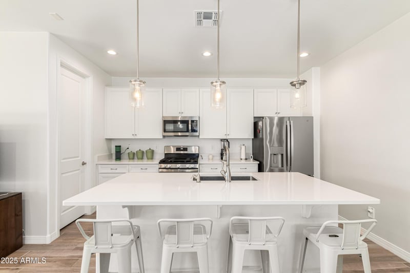 15687 Monroe St, Goodyear, AZ 85338