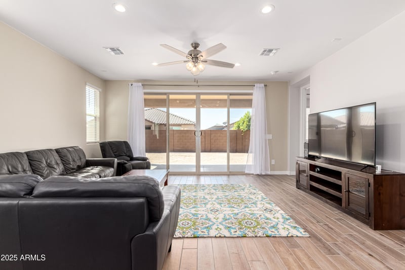 15687 Monroe St, Goodyear, AZ 85338