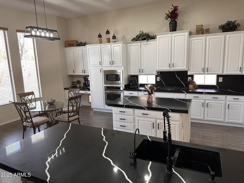 1569 Laurel Greens Ct, Phoenix, AZ 85086