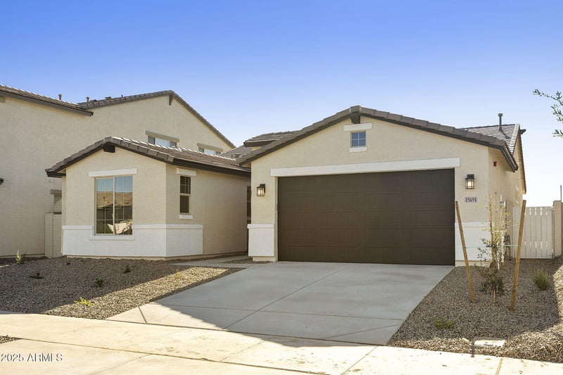 15691 Mercer Ln, Surprise, AZ 85379