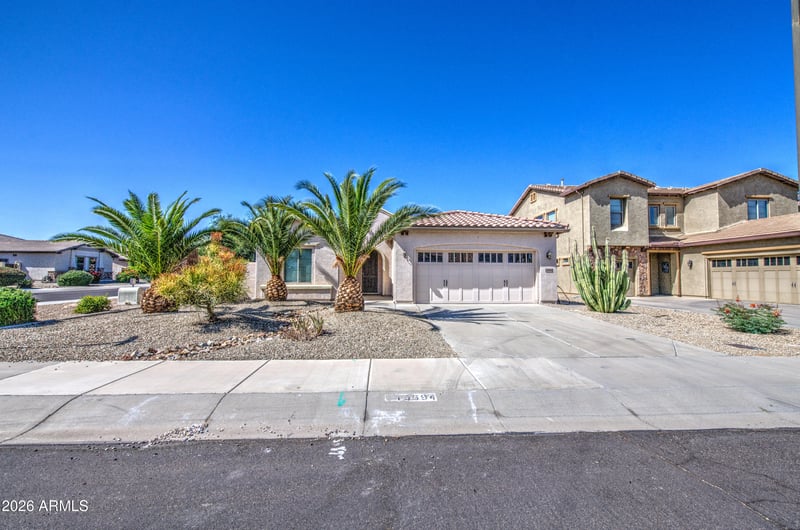 15694 Mackenzie Dr, Goodyear, AZ 85395