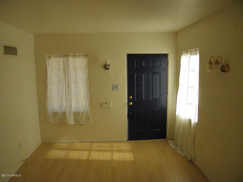 157 E 2nd Ave, Mesa, AZ 85210