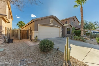 157 Saddle Way, San Tan Valley, AZ 85143