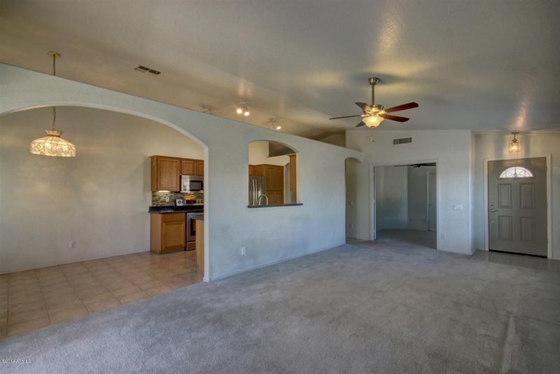 157 W Leah Ct, Gilbert, AZ 85233