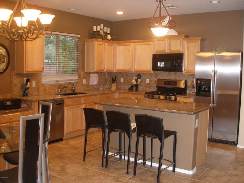 1570 E Indigo St, Gilbert, AZ 85298