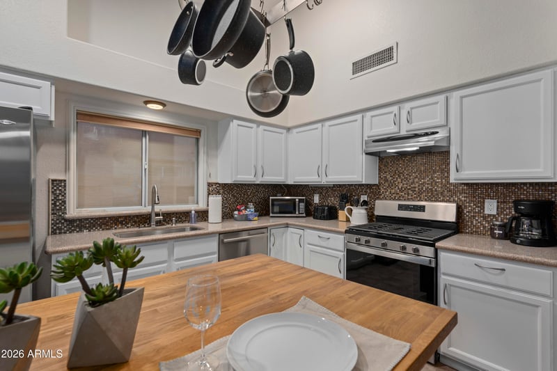 1570 San Tan St, Chandler, AZ 85225