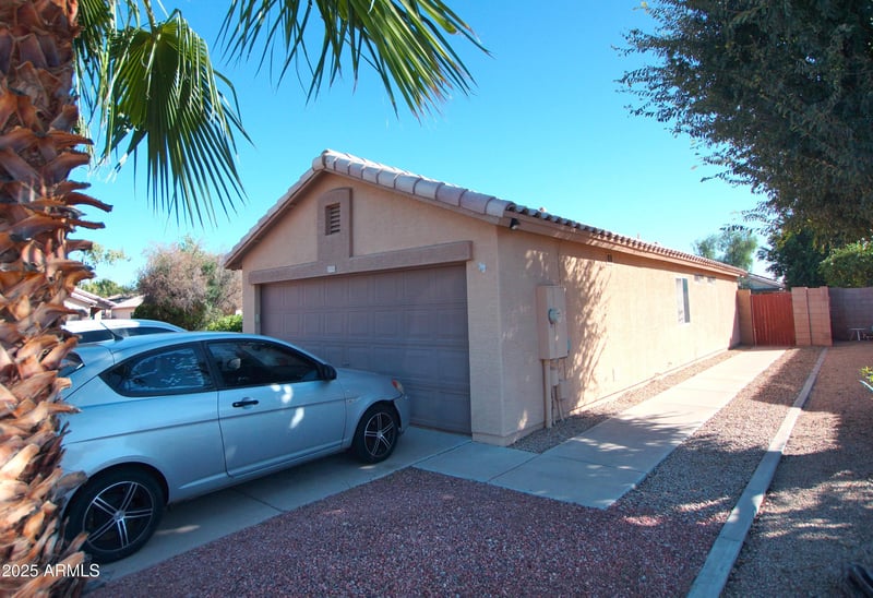 15703 Young St, Surprise, AZ 85374