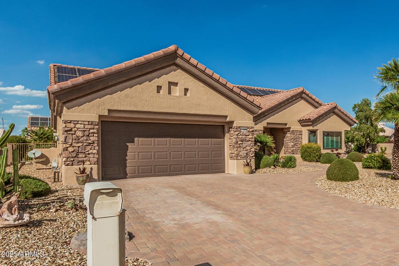 15704 Heritage Dr, Sun City West, AZ 85375